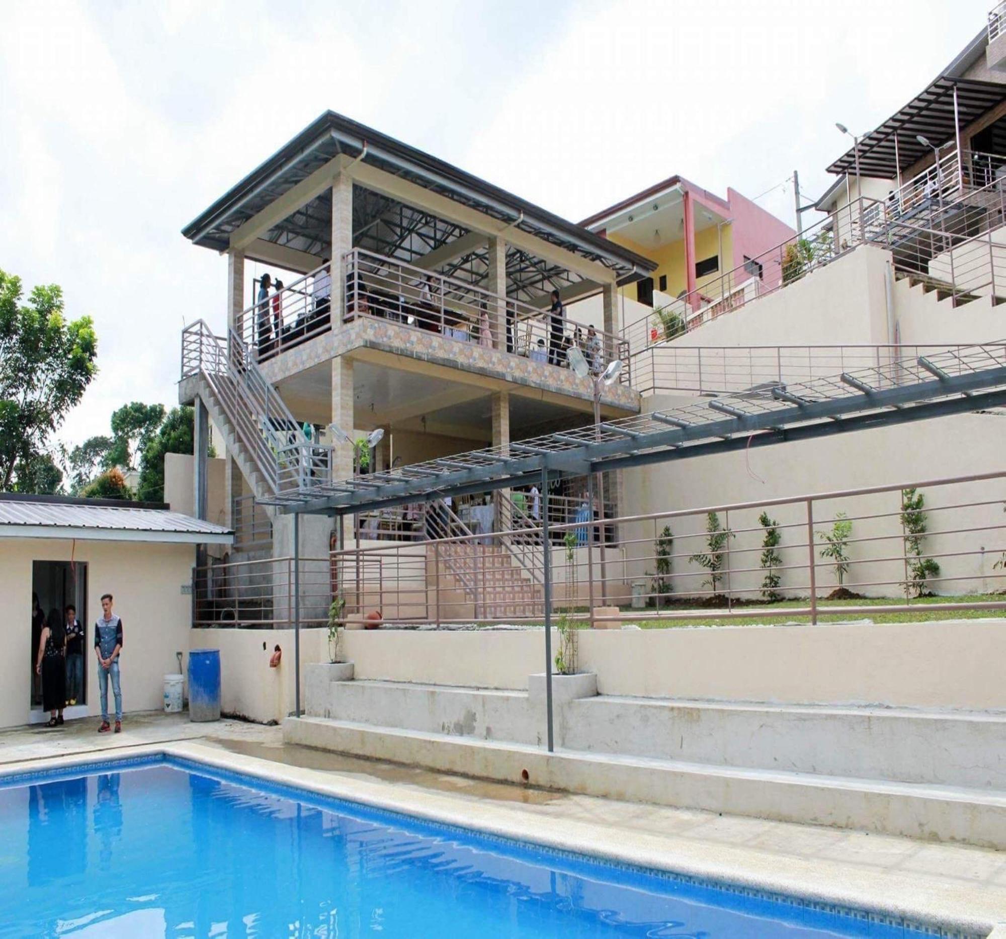 Oyo 1067 Villa Sofia At Silang Tagaytay City Exterior photo